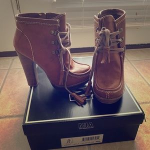 MIA Women’s Layla Ankle boot - Size 8